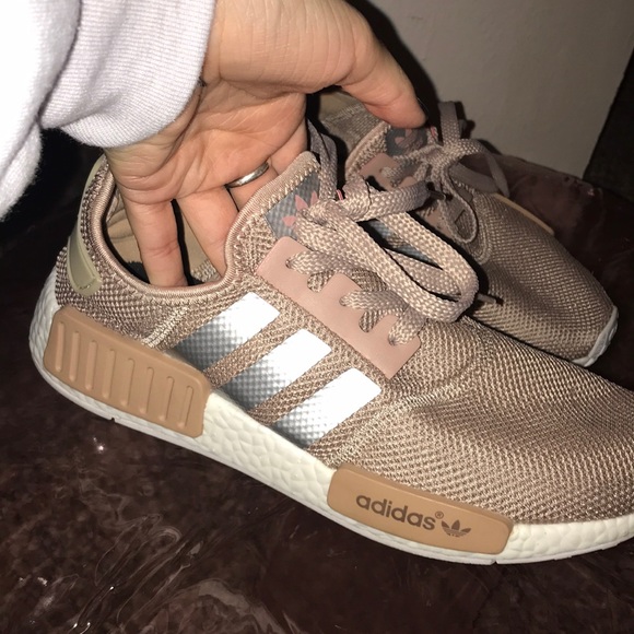 adidas nmd light pink
